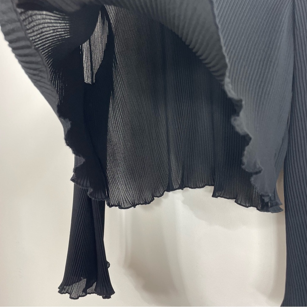 Leith Blouse Minimalist Accordion Boxy Top Bell Small Semi-Sheer Contemporary - Picture 8 of 8